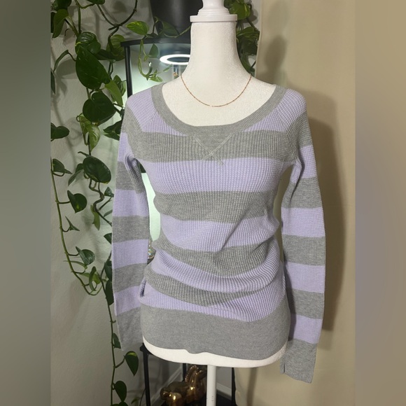American Eagle Outfitters Lavender and Gray Striped Sweater - Picture 3 of 7
